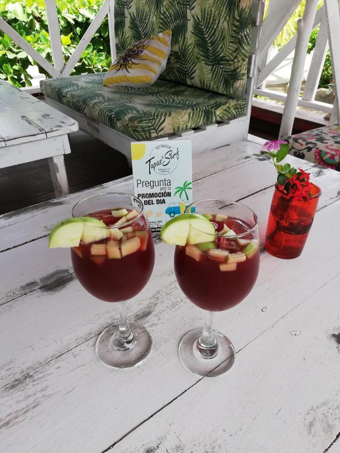 Tapas & Surf Hotel Petacaltepe Buitenkant foto