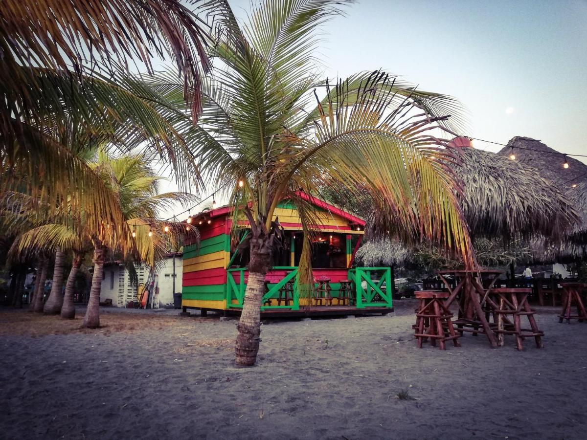 Tapas & Surf Hotel Petacaltepe Buitenkant foto